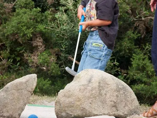 Mini-Golf-Parc-du-Fogeo-Arzon-Morbihan-Bretagne-Sud