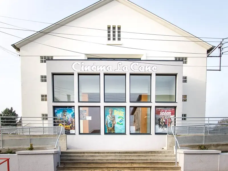 Cinéma la cane extérieur