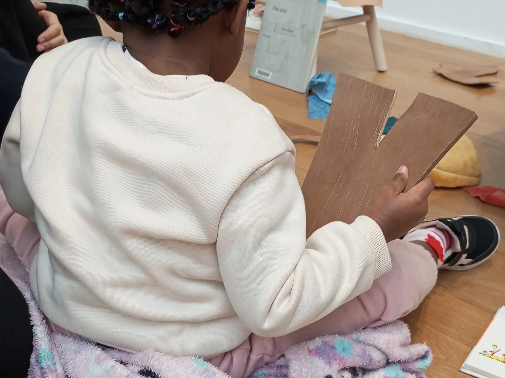 Visite d'une crèche au Frac-Artothèque