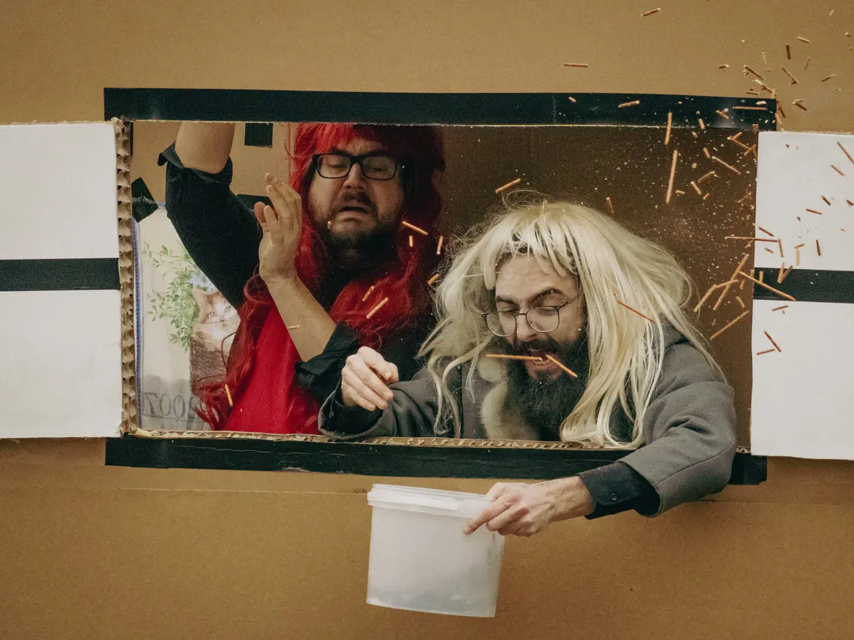 Théâtre : Cendrillon et le Chaperon rouge