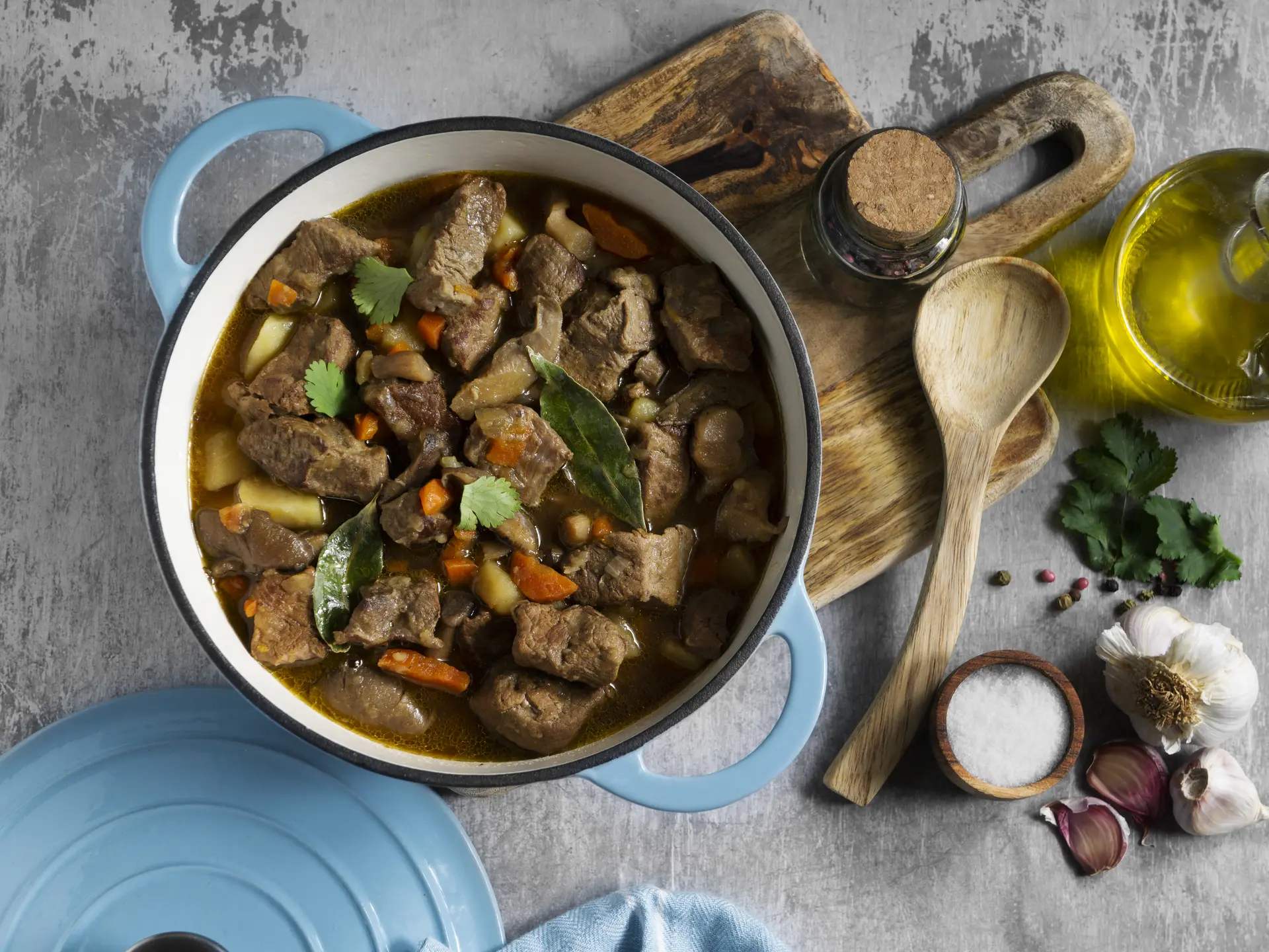 view-delicious-goulash-olive-oil