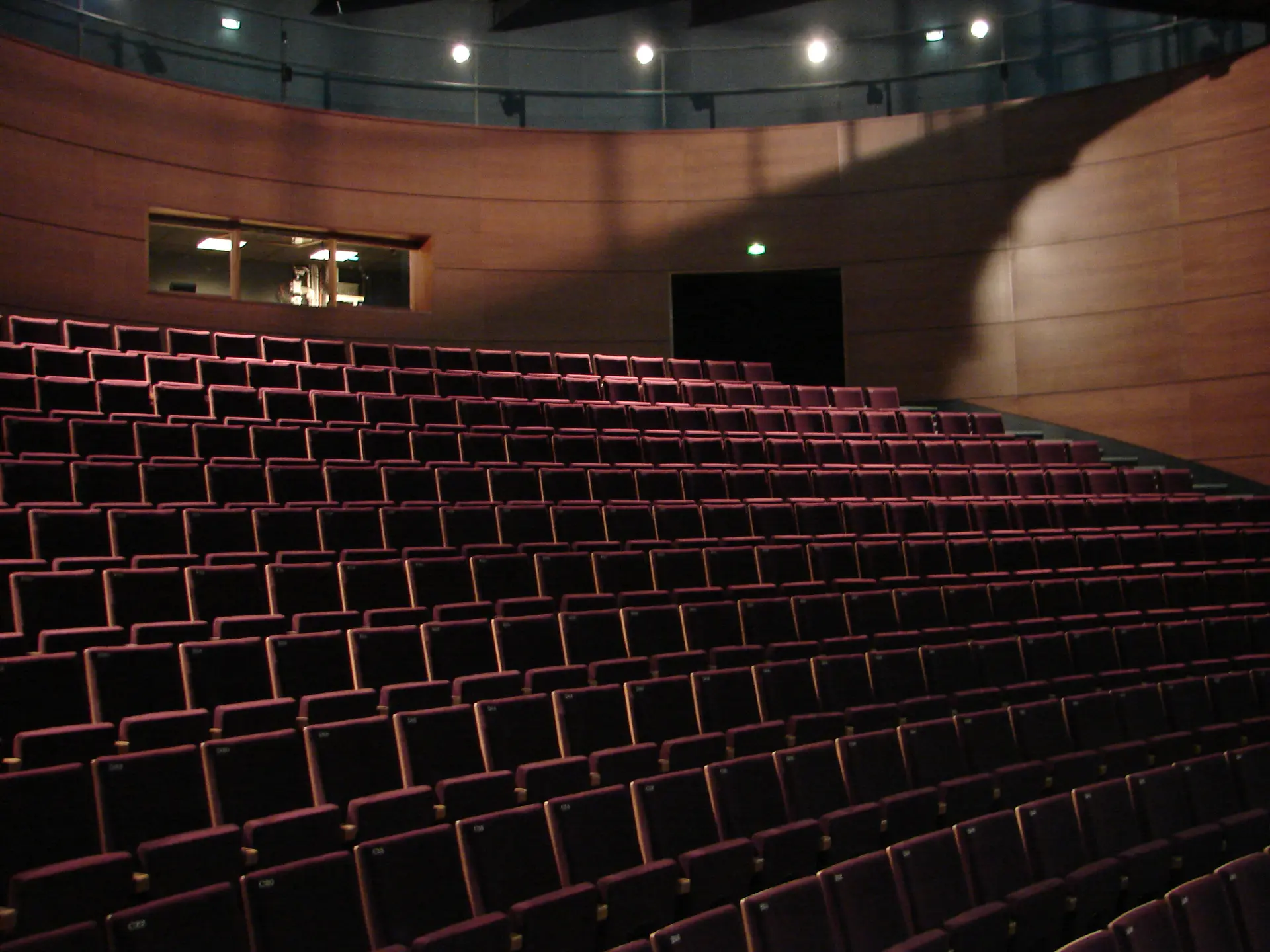 Amphi2