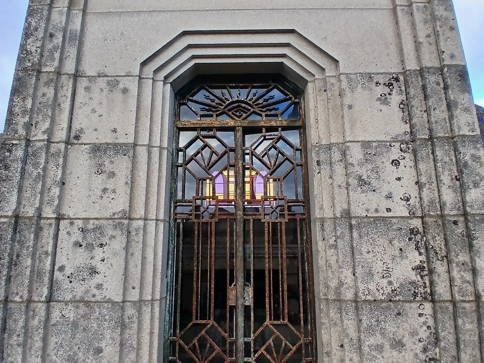 Cimetière  art déco 2© Eric Boutaud