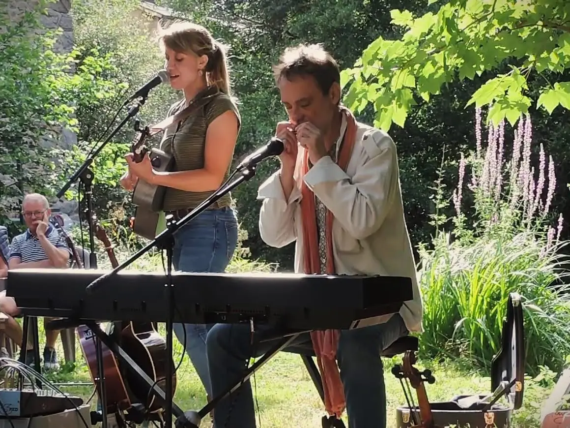 HARVEST YEARS - Laure MURA & Bobby DIRNINGER