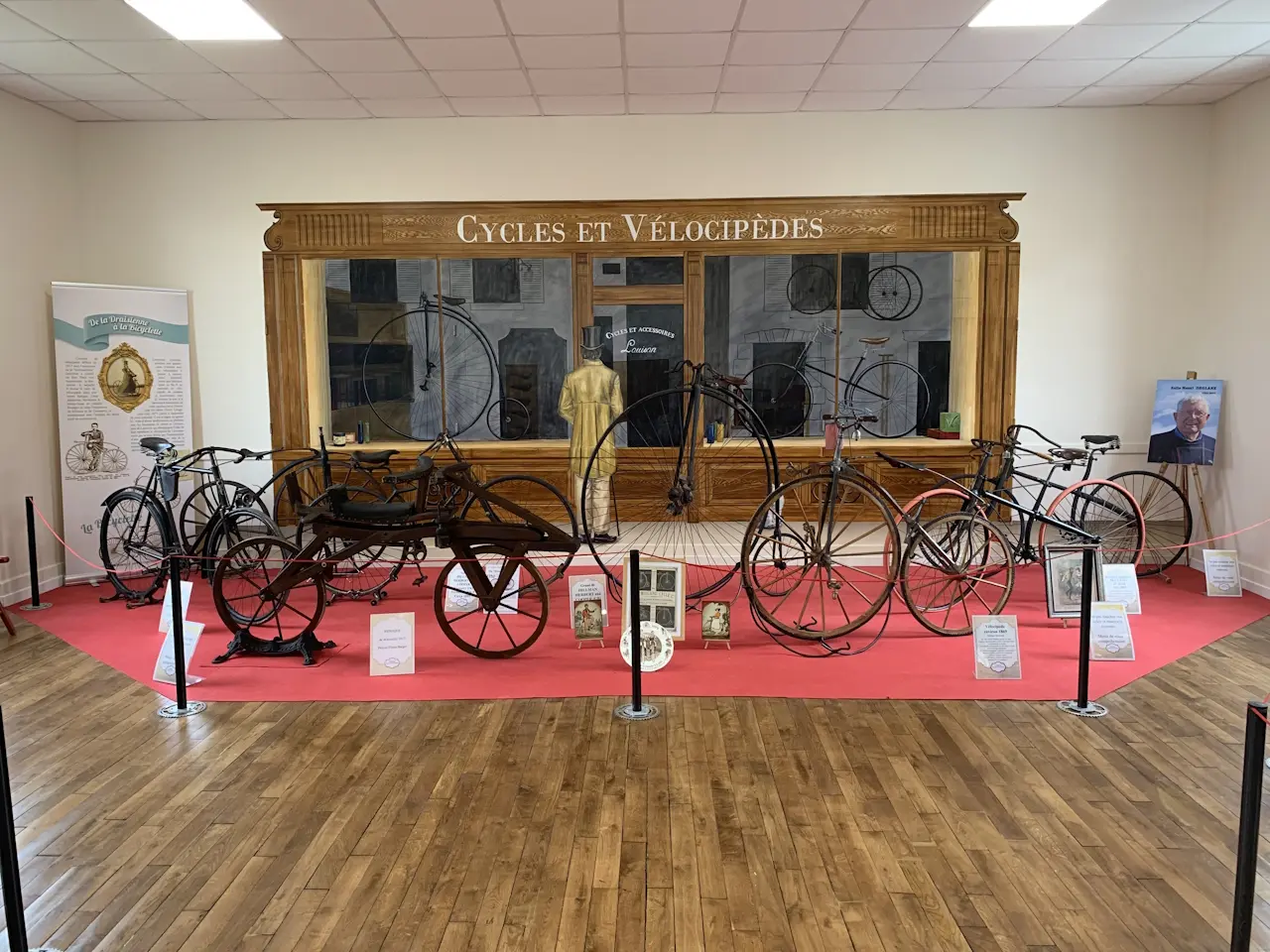 Musée du Vélo Arnac La Poste