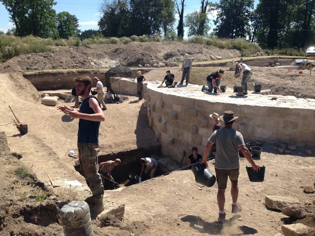 SAINT SYLVESTRE Fouilles de Grandmont (3)