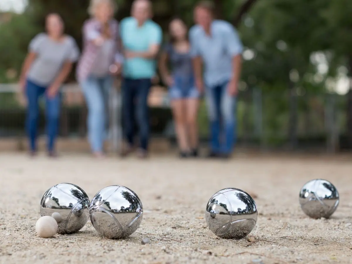 Concours de pétanque