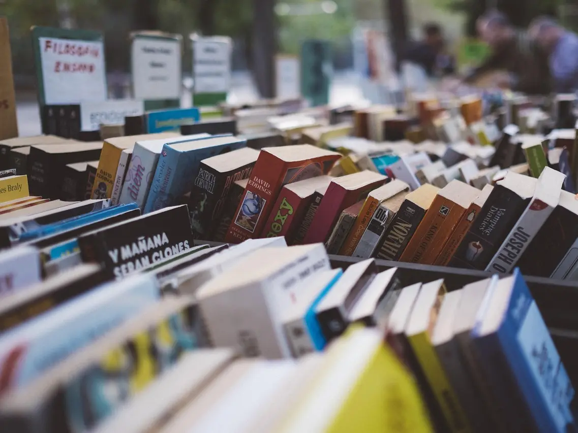 books-1842261_1280