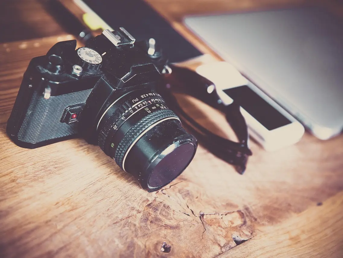 camera-581126_1280