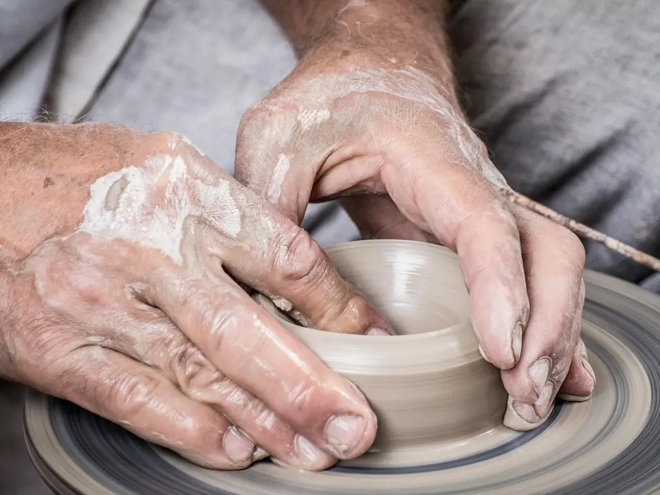 clay-1139098_1280