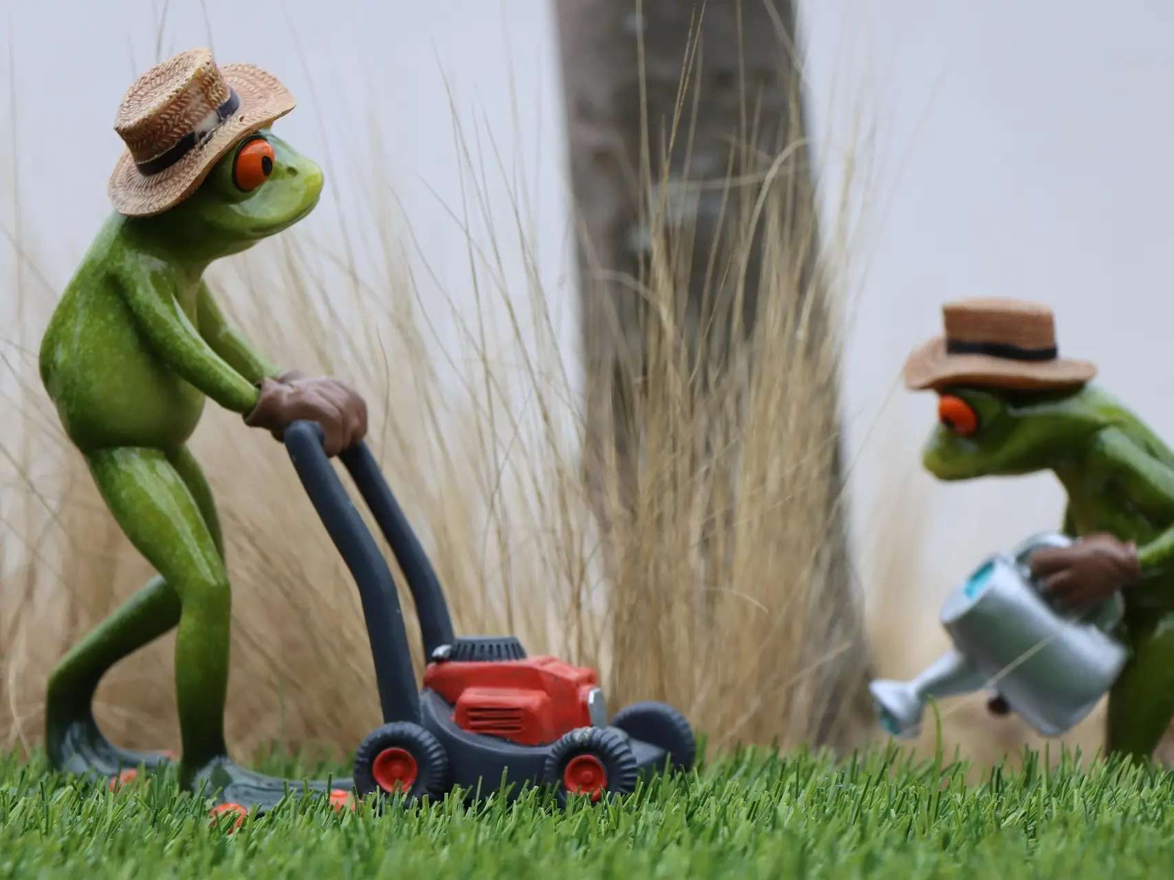 diegartenprofis-statue-6394962_1920