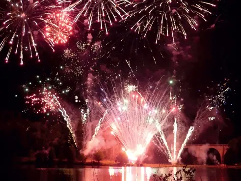 feu artifice ville saint-yrieix
