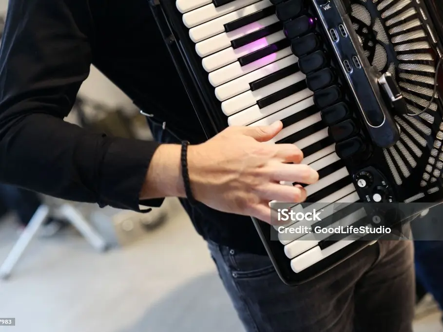 istockphoto-2122537983-1024x1024