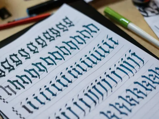 istockphoto-calligraphie