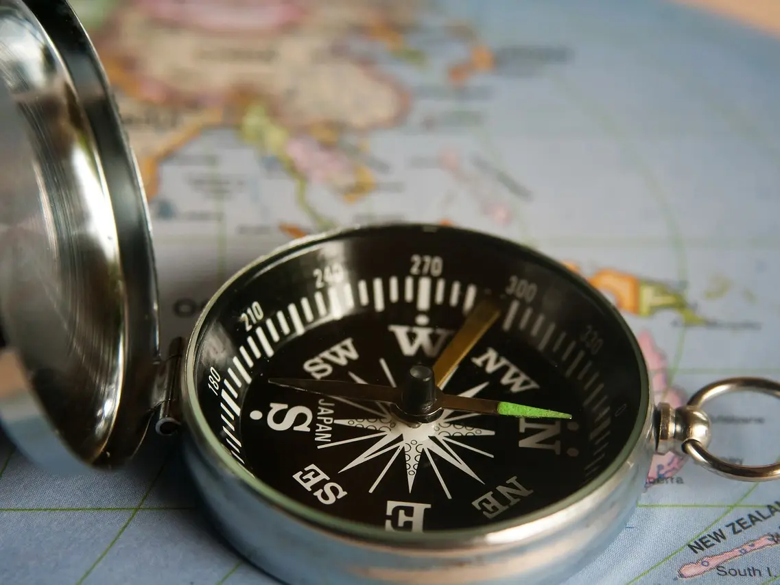 magnetic-compass