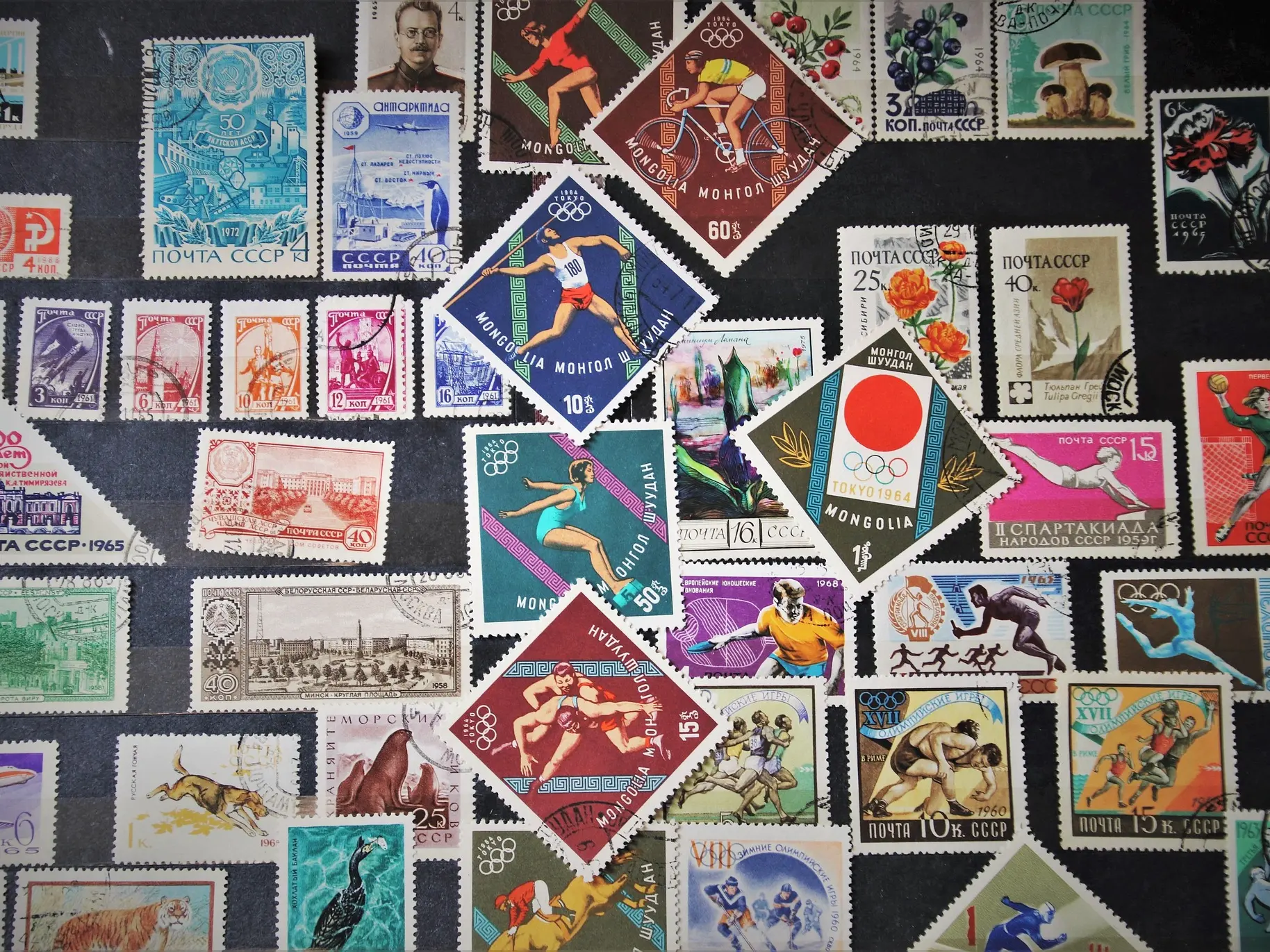 pasja1000-postage-stamps-4699092_1920