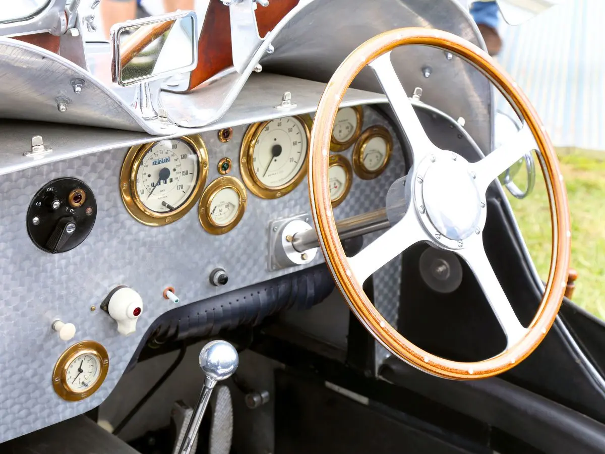 Voitures anciennes