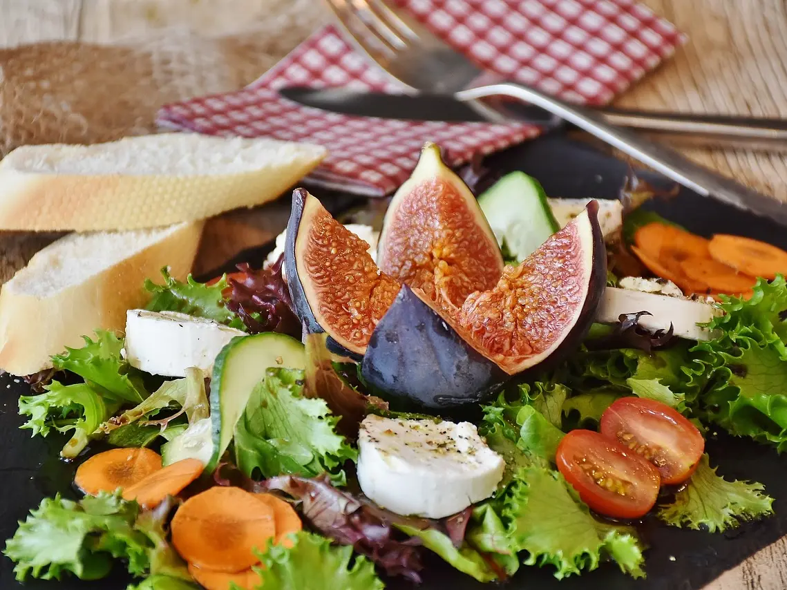 salad-1672505_1280