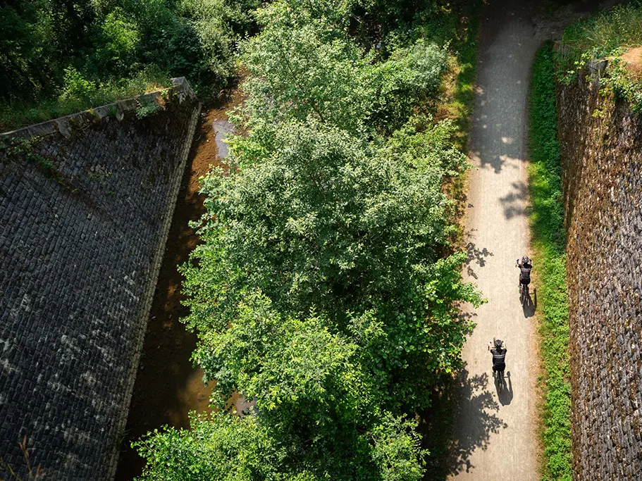 LAVAL Destination Gravel