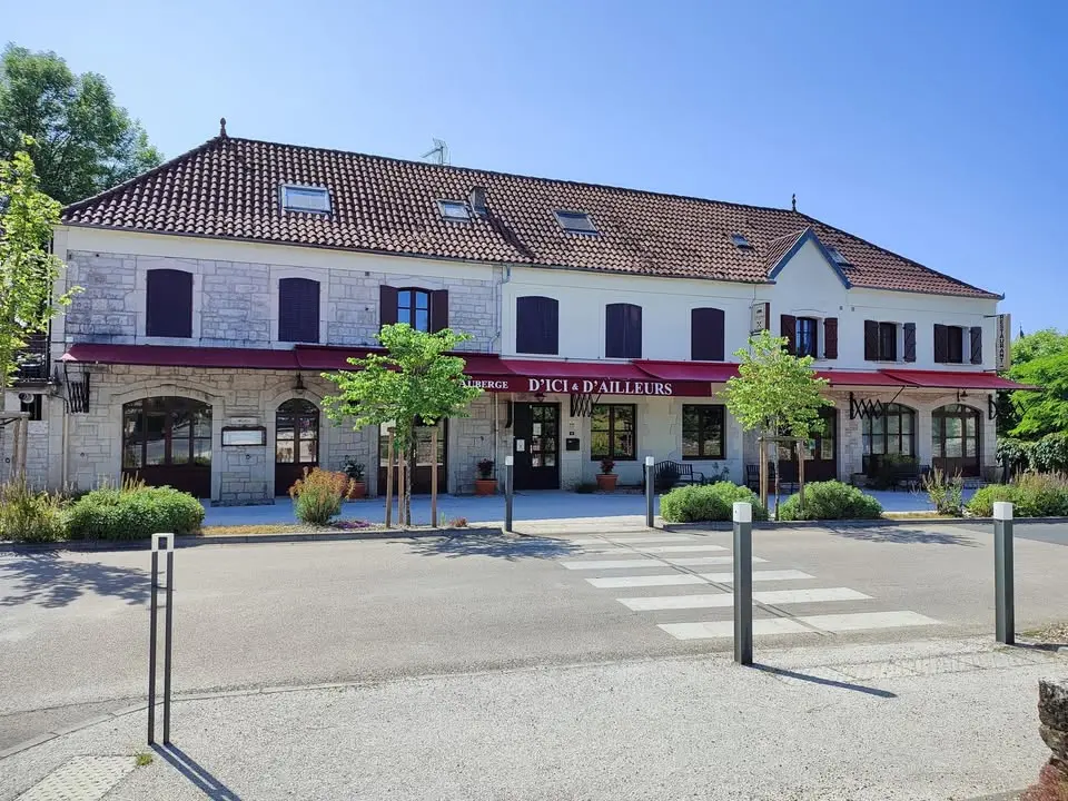 Chambres d'hôtes et restaurant façade