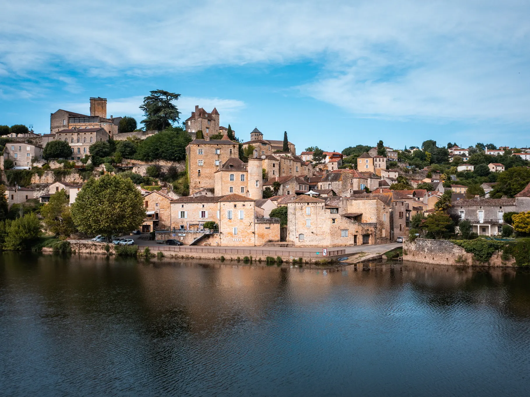 Vue drone de Puy-L'Evêque