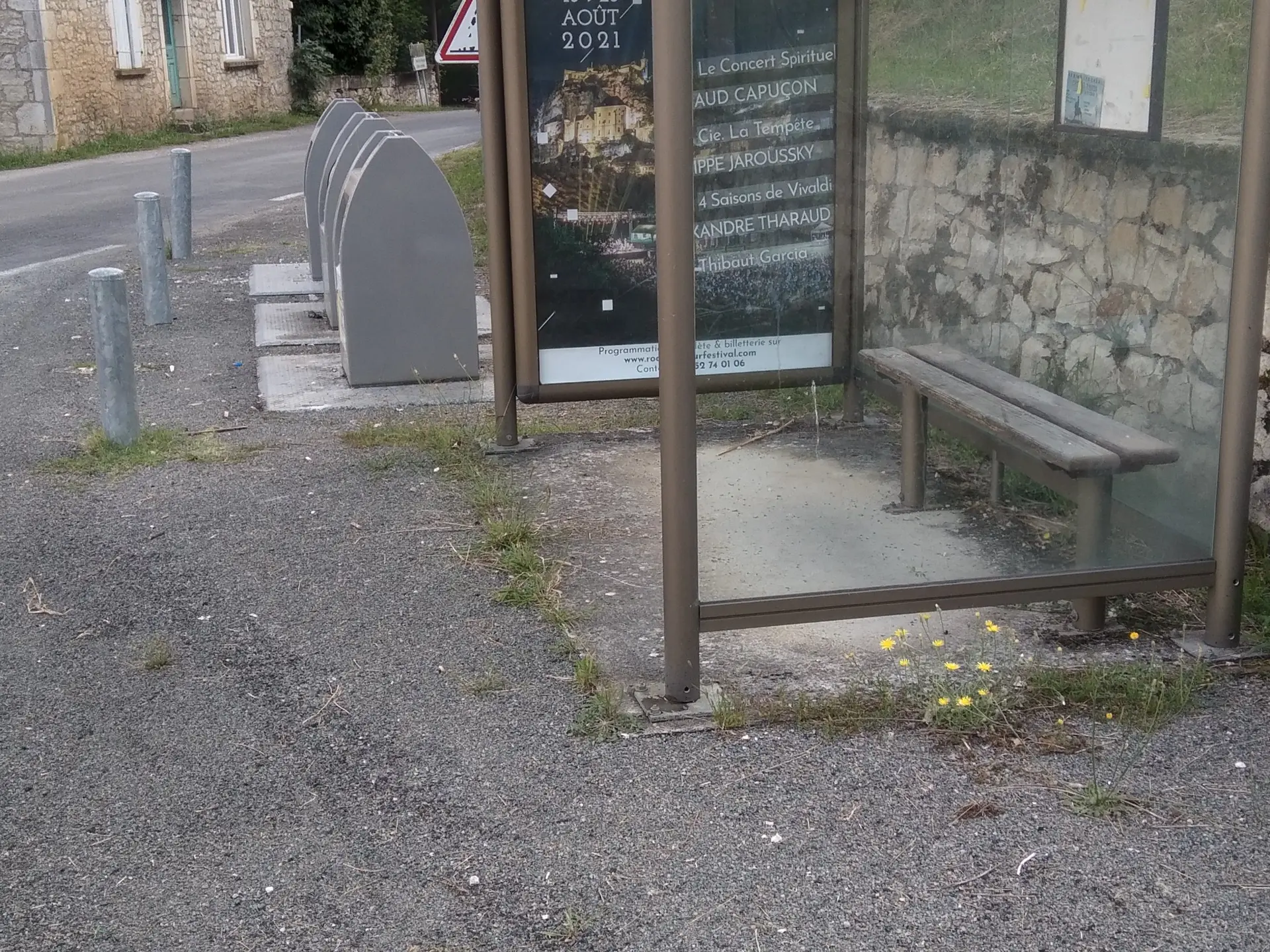Lacave_abri_poubelles