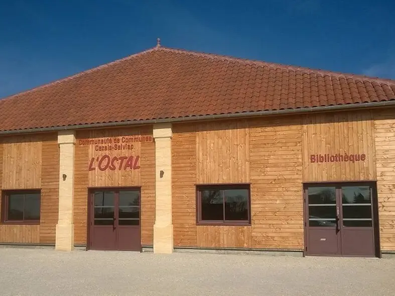 Bibliothèque Ostal Rampoux