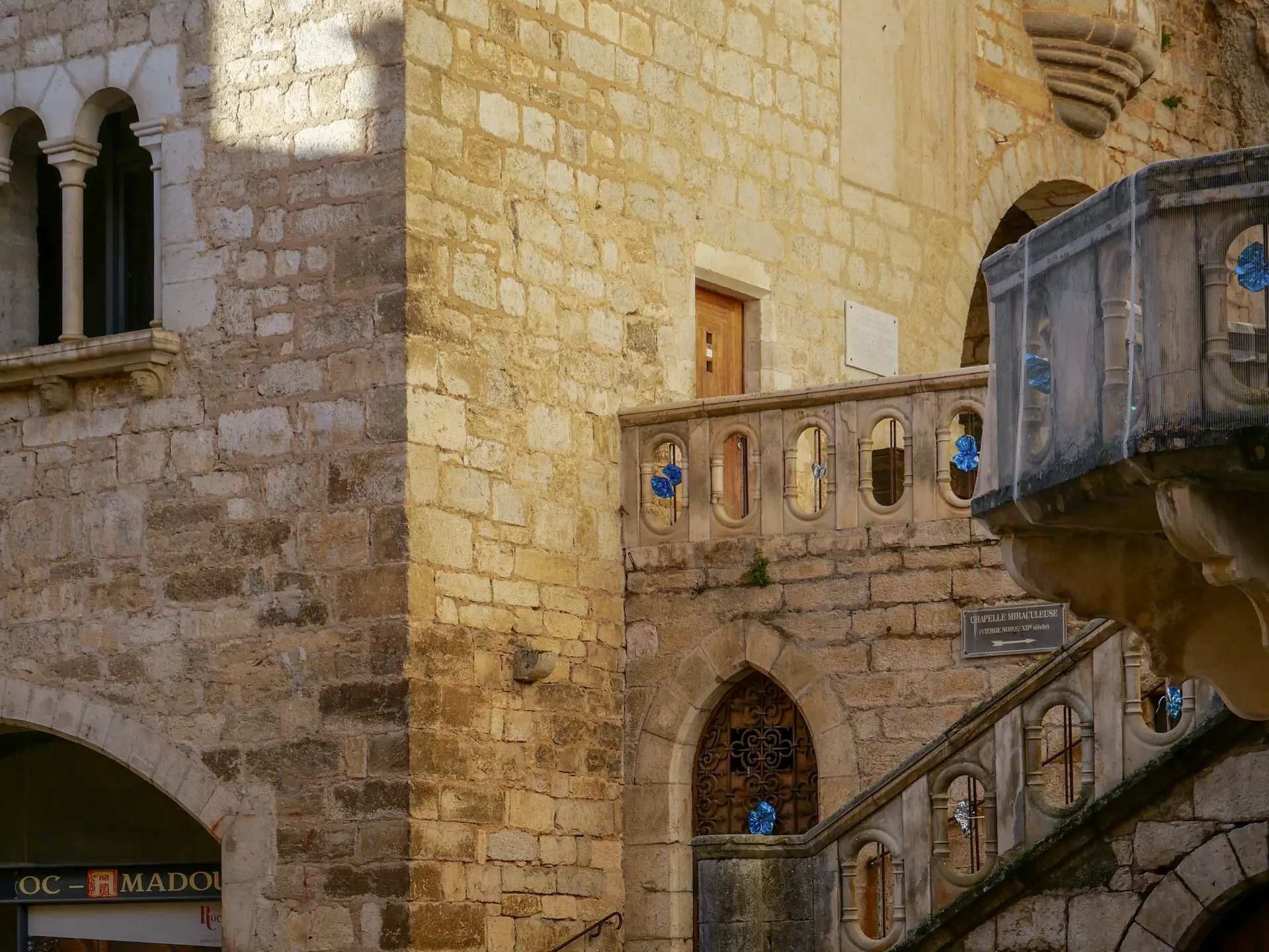 Esplanade_du_Sanctuaire_de_Rocamadour-Melanie_Petit-4422