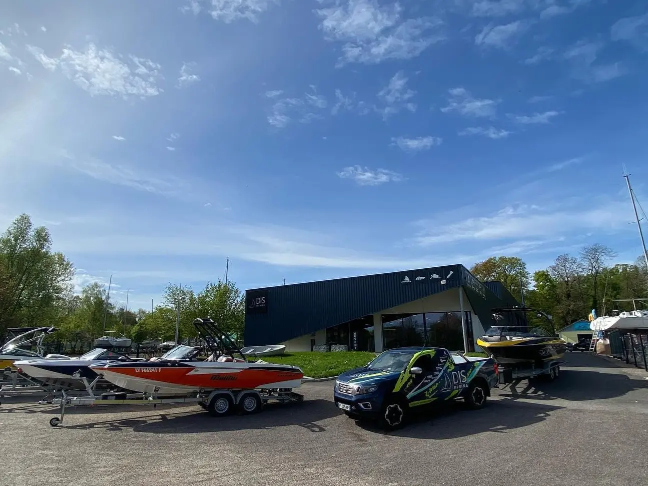 DIS MARINE - Concessionnaire nautisme