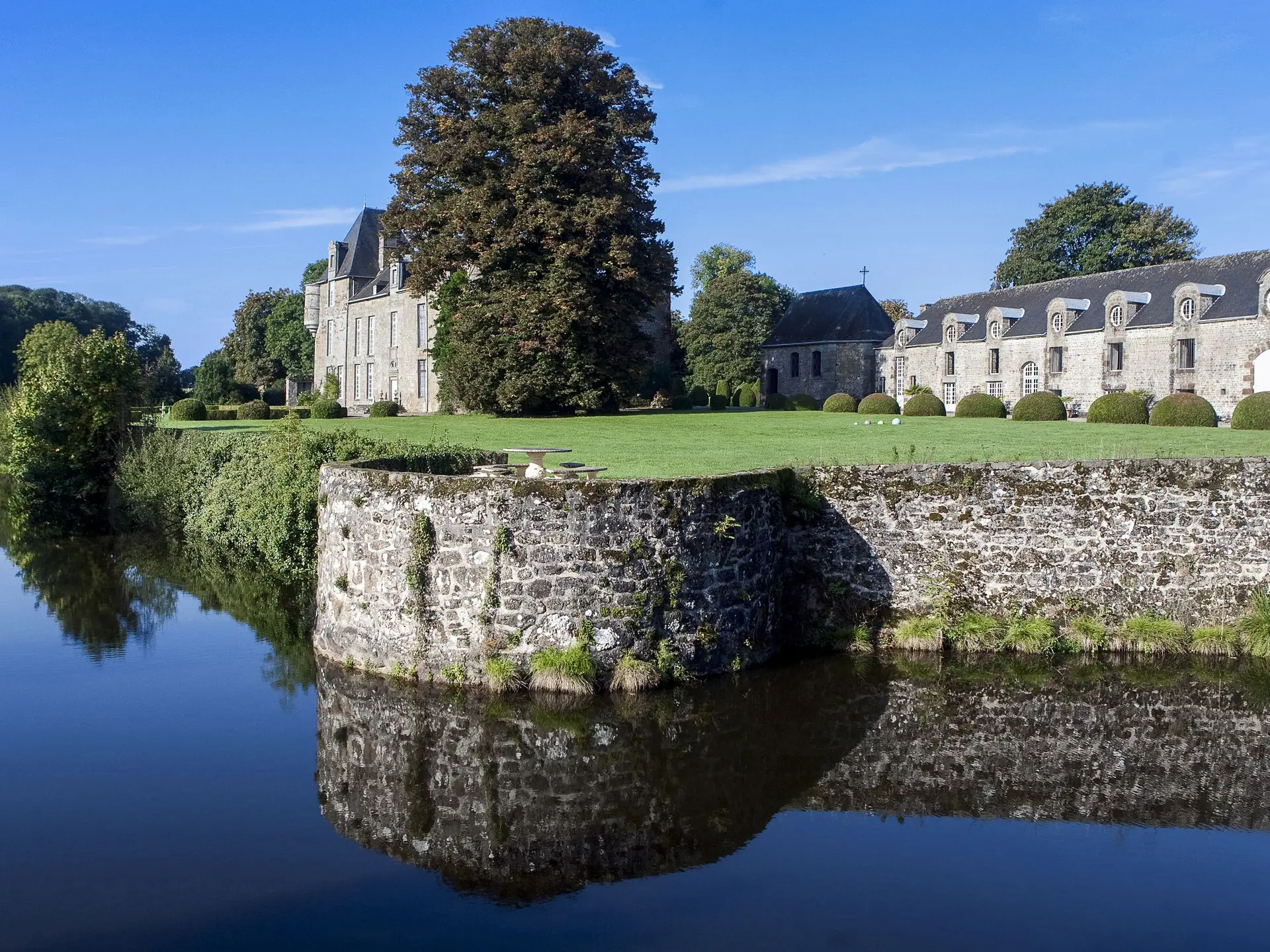 levare-chateau---Pascal-Greboval-rev-jy-guyard