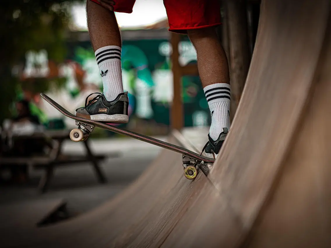 skateboard