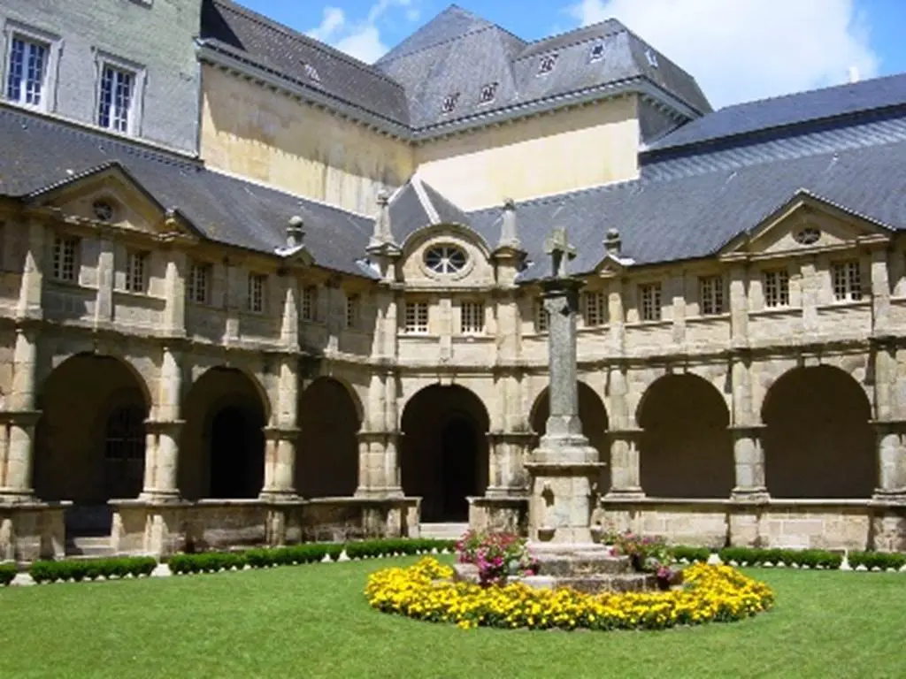 Galerie Supérieure du Cloître de Ste-Anne d'Auray