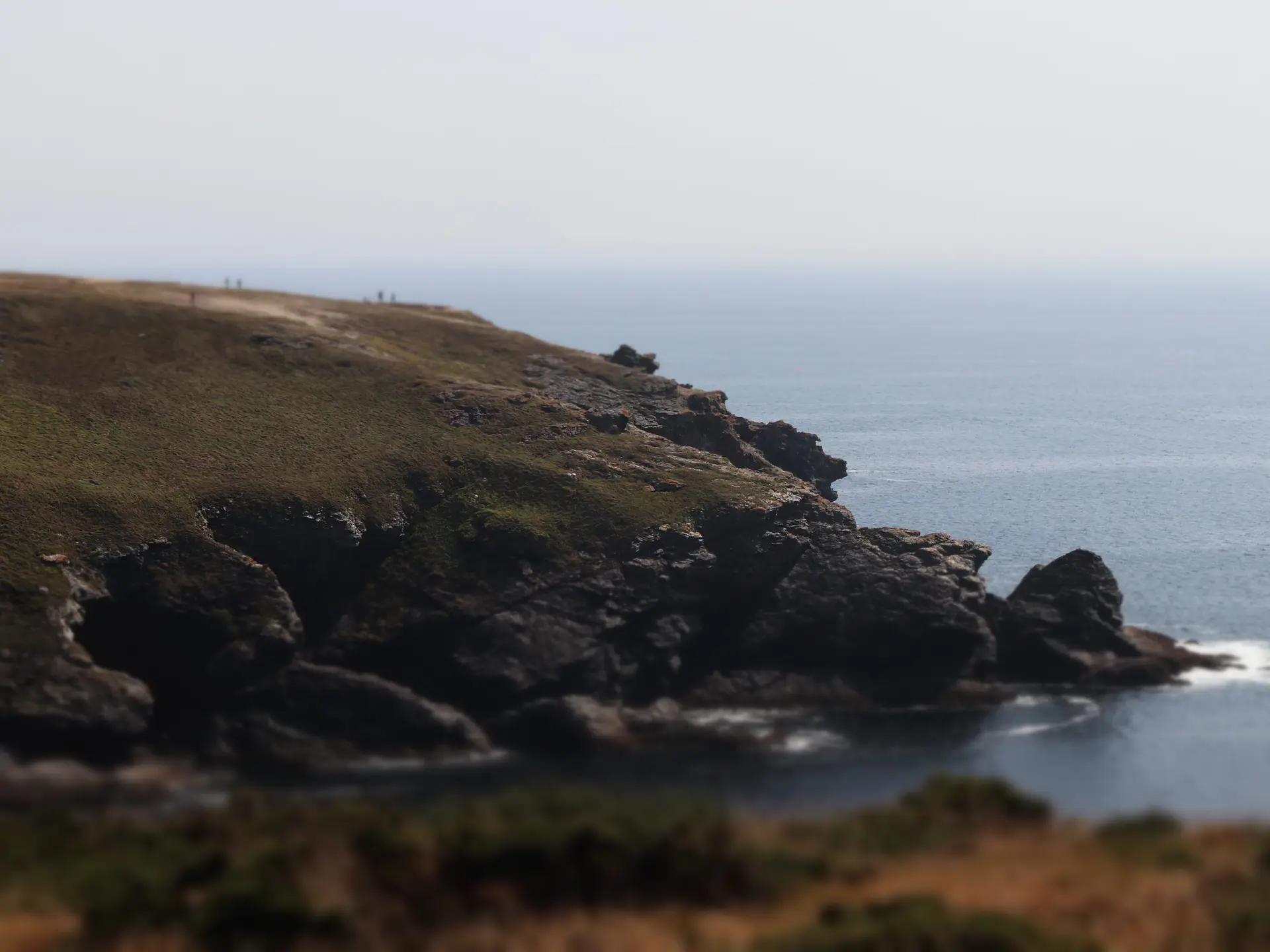 845797_pointe_au_loin_floute__-_erwan_banet_-_21_26