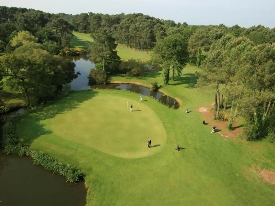 Loisirs-Golf-Auray-Morbihan-Bretagne-Sud