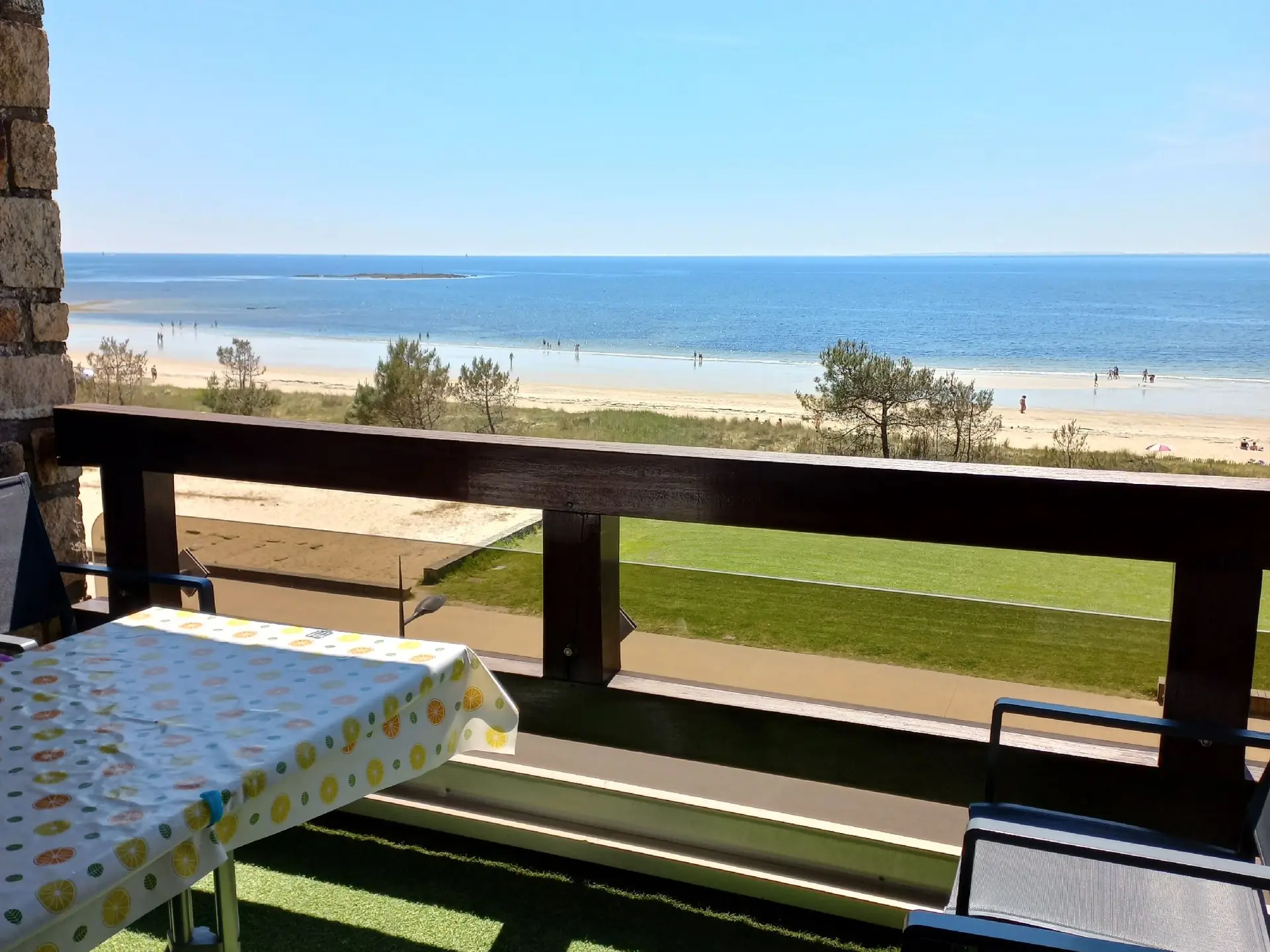 1-location de vacances-pieds-dans-l-eau-carnac-residence-britannia
