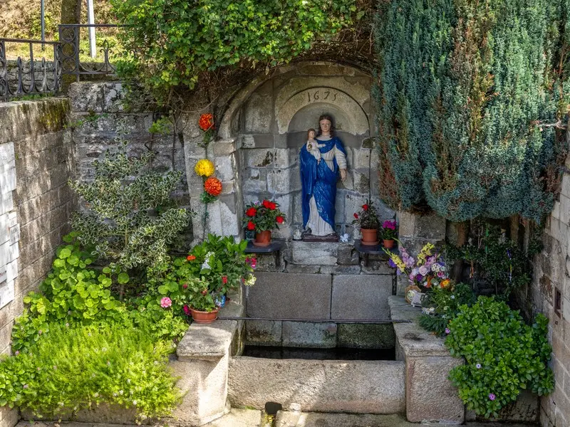 Fontaine Notre-Dame du Roncier - Josselin