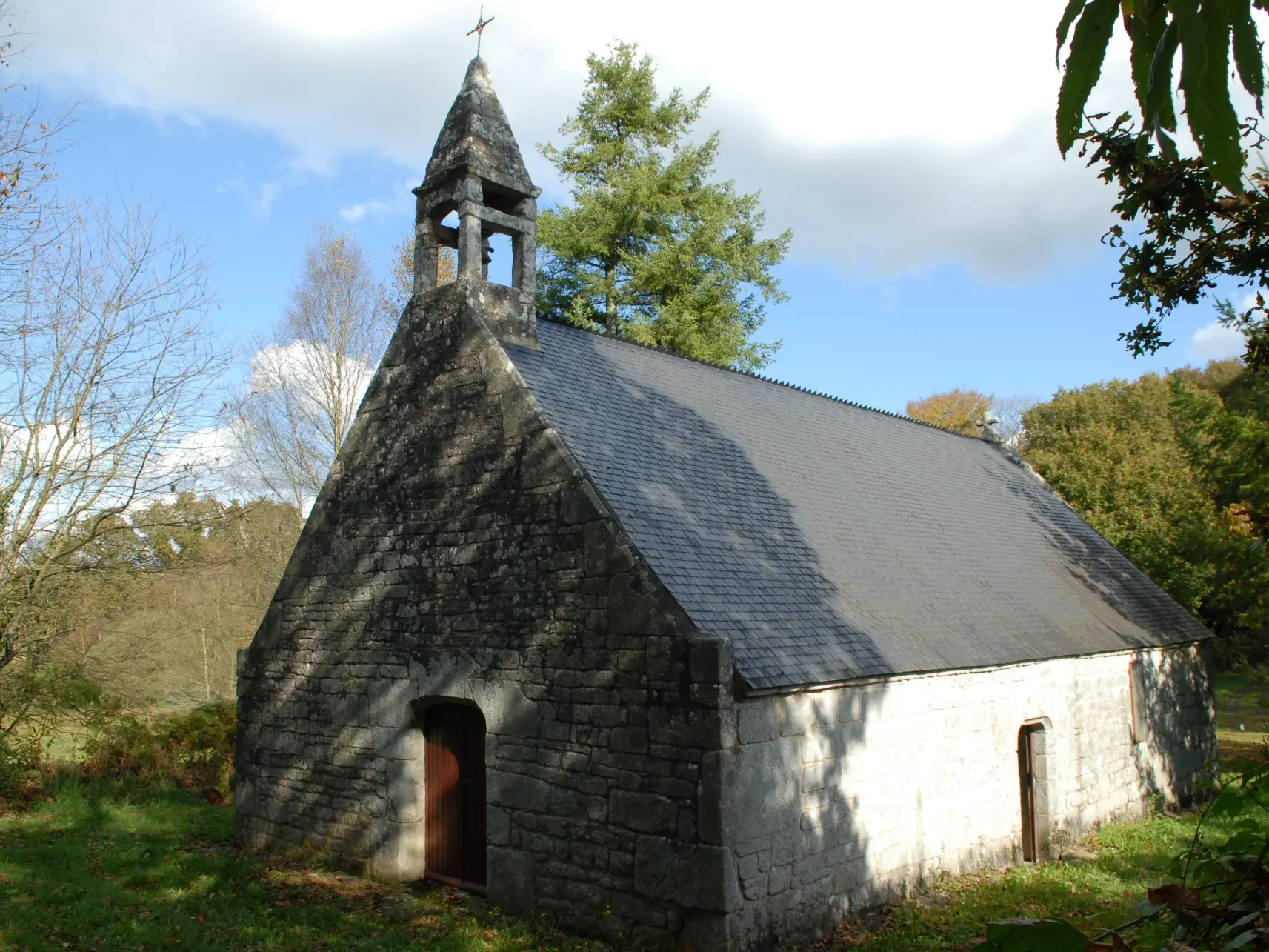MALGUENAC_chapelle_ST_Bédic_0001