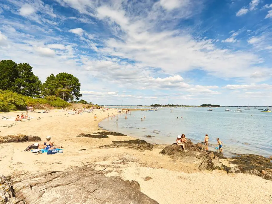 Plage de Pénéra-Ile d'Arz-Golfe-du-Morbihan-Bretagne sud