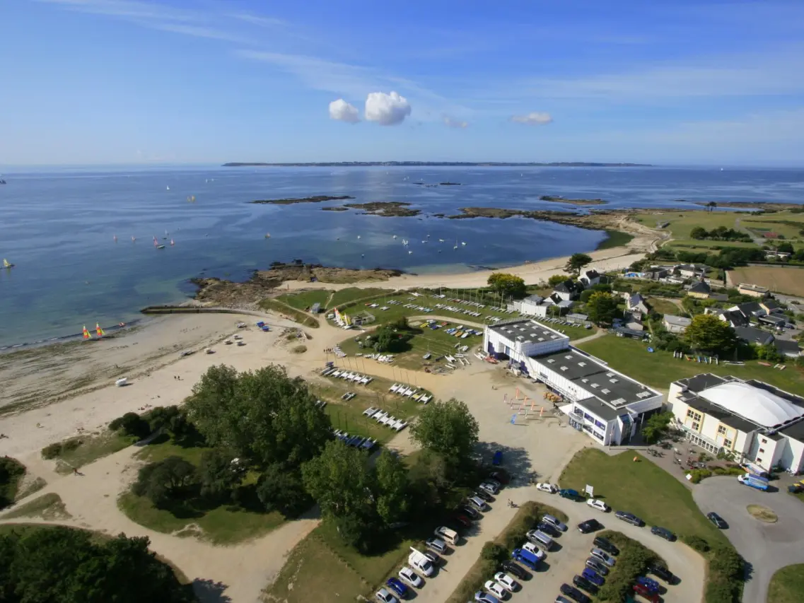 centre-nautique-Larmor-Plage-Groix-Lorient-Morbihan-Bretagne-Sud