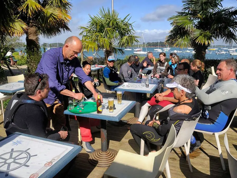 Bar-La-Petite-Cale-Arzon-Presqu'île-de-Rhuys-Golfe-du-Morbihan-Bretagne sud