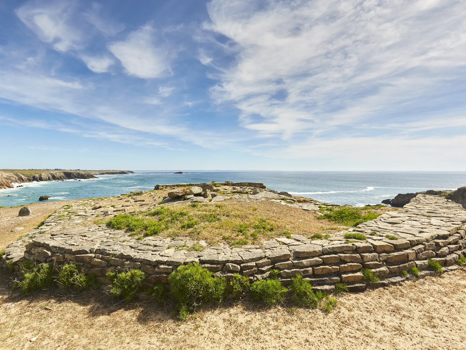port-blanc-dolmen-saint-pierre-quiberon