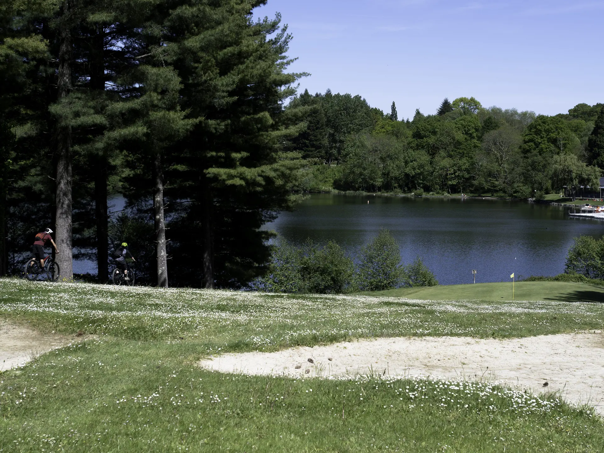 LOURDES-N°9-lac-peyrasse