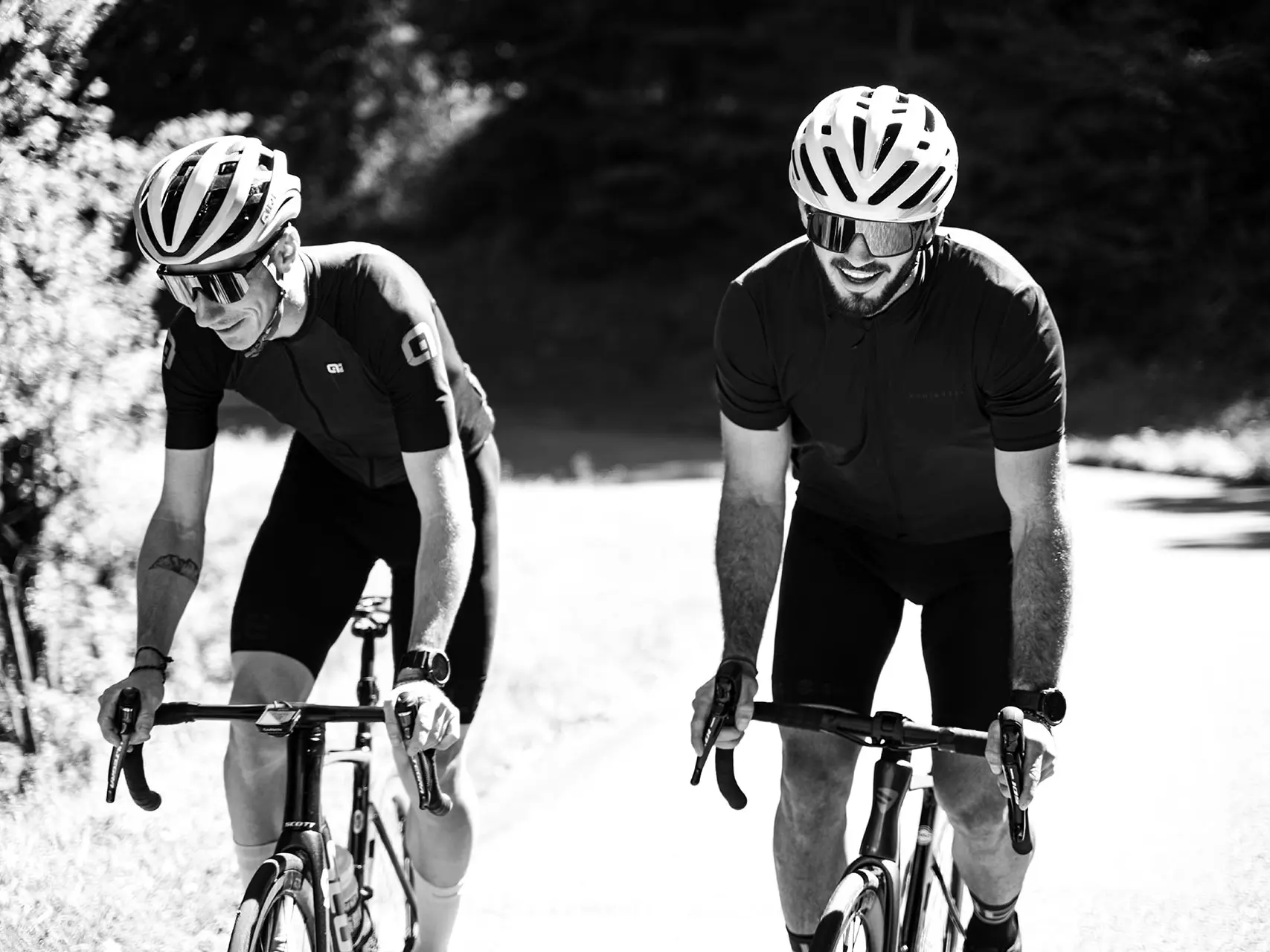 Velo_de_route_montée_Hautacam