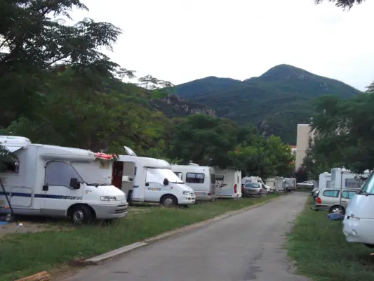 Amelia camping -camping cars