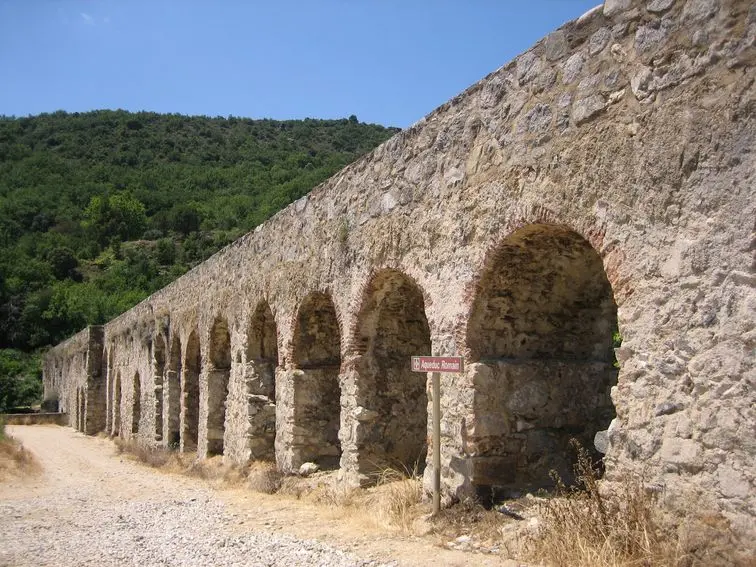 Pont-aqueduc romain d'Ansignan_1