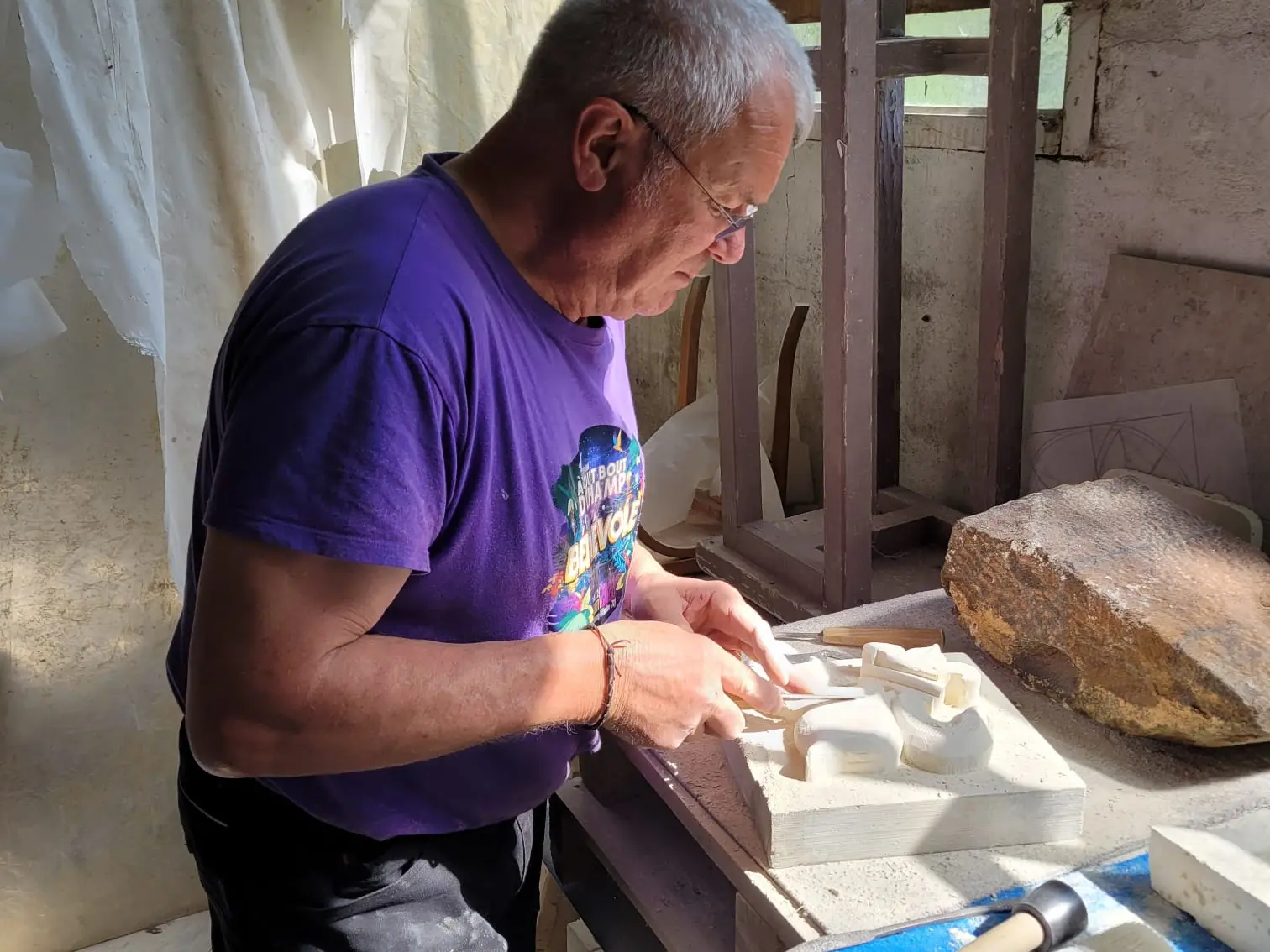 Stagiaire atelier de sculpture
