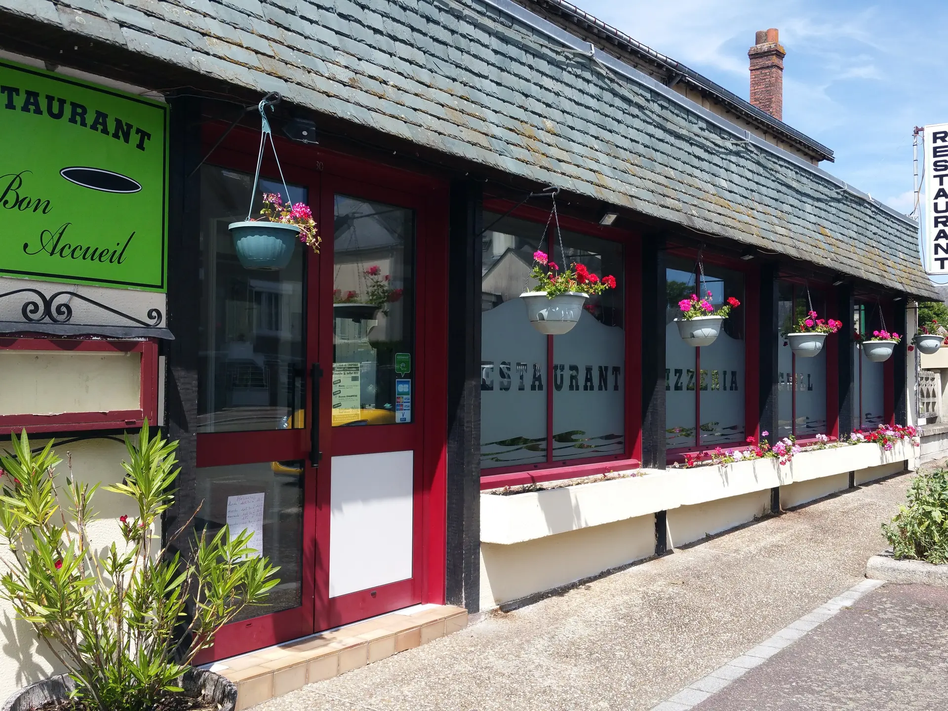Restaurant Le Bon Accueil - JAVRON LES CHAPELLES