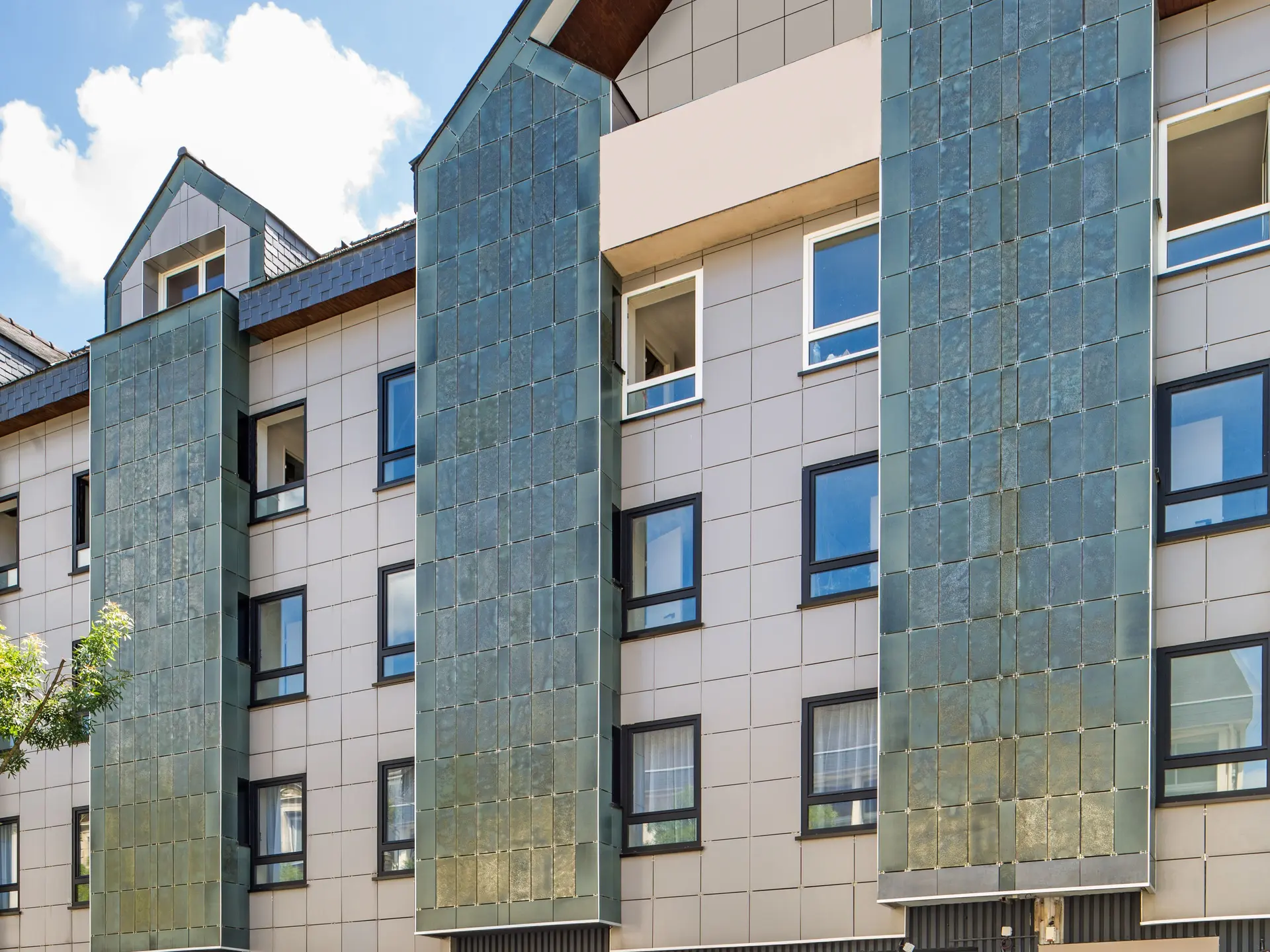IBIS STYLES Laval Centre Gare