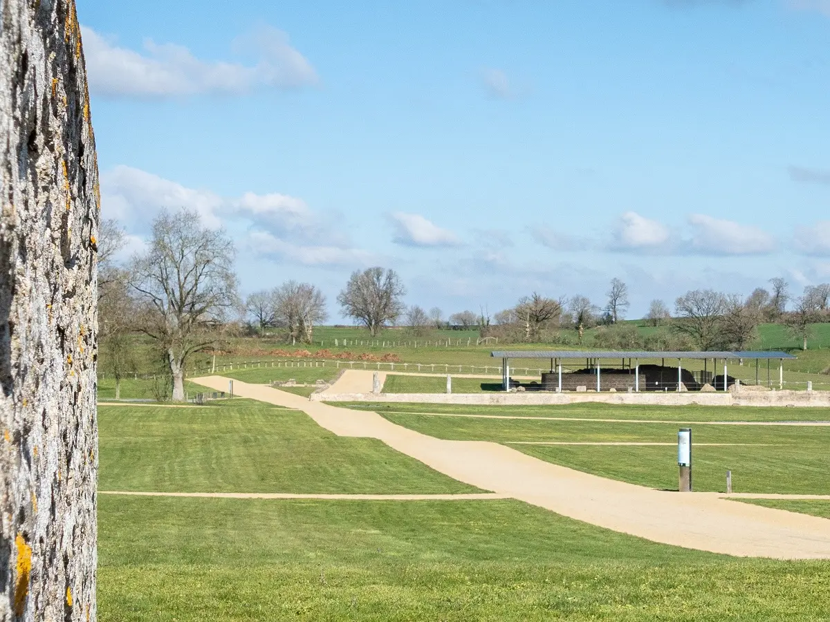 JUBLAINS - Patrimoine et Histoire