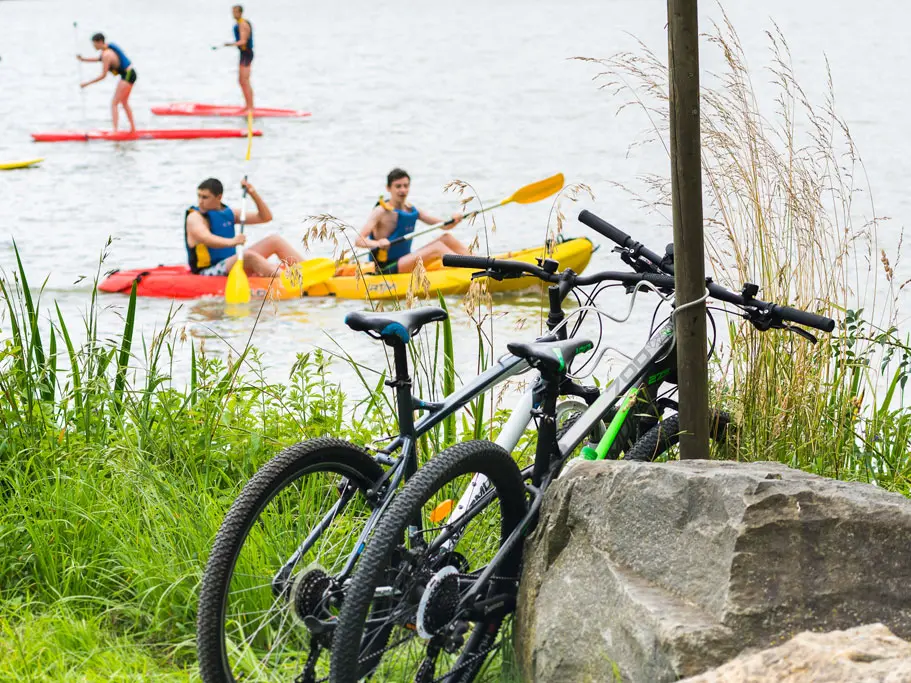 Activités Paddles, canoës, vélos - Base Fred Chouvier
